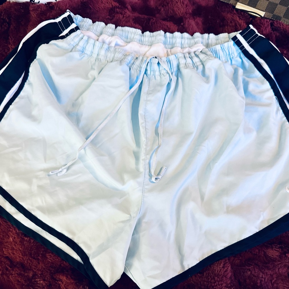 EUC Nike Dri-Fit Women's‎ Athletic Shorts Lightweight and Breathable Sz L